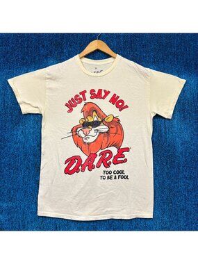 D.A.R.E. “Too Cool To Be A Fool” Graphic T-Shirt Size Medium